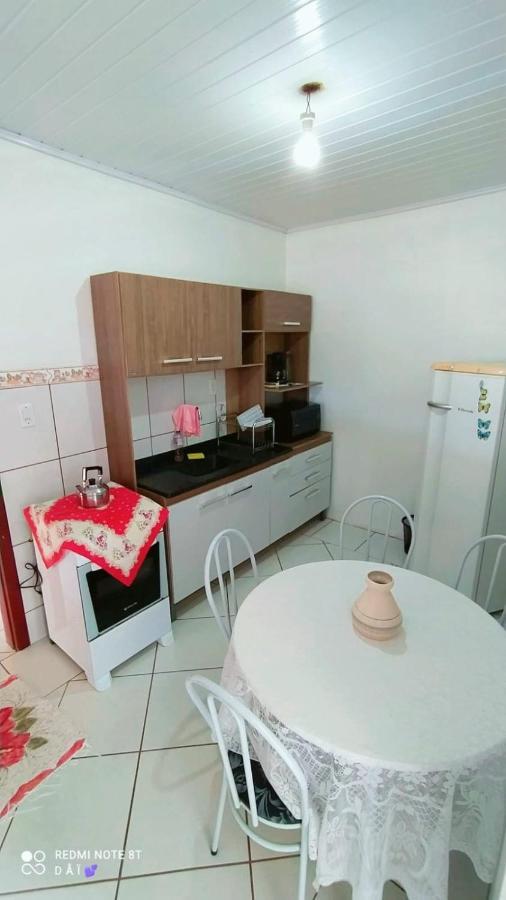 Residencial Familia Milani 100 Metros Do Mar Torresアパートメント エクステリア 写真